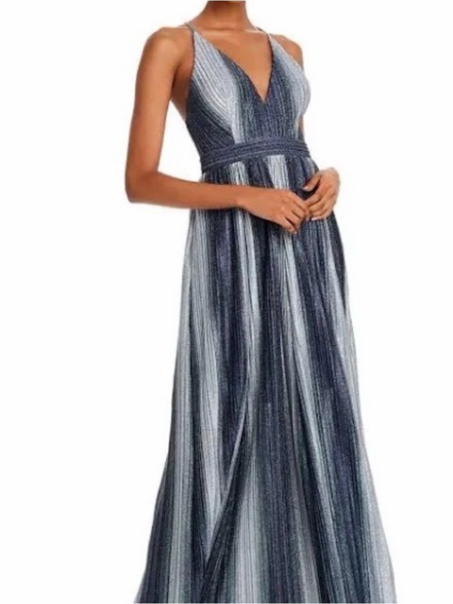 Aqua Formal Metallic Pleated Maxi Dress Gown Size 4 Black Tie Gala Wedding $249